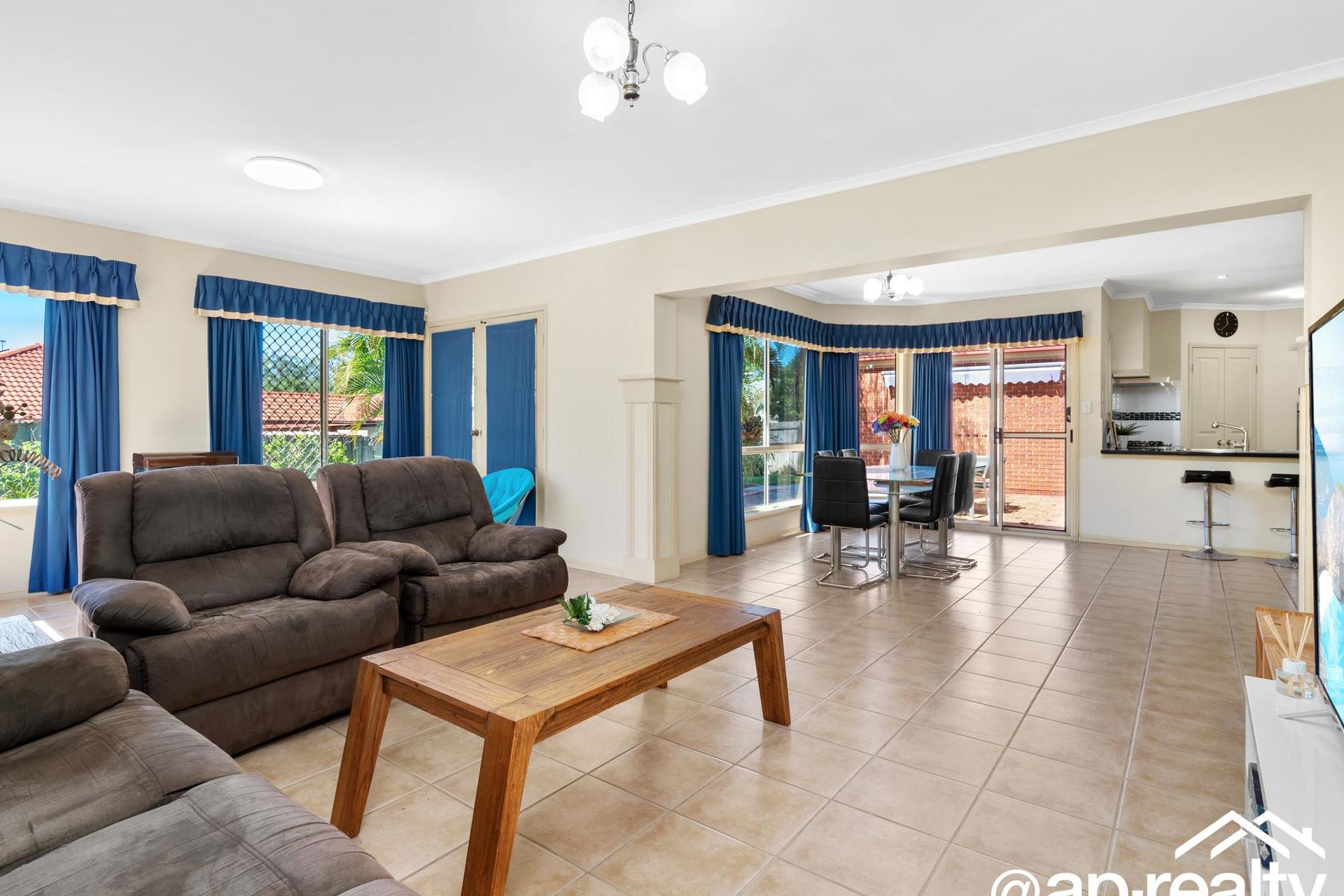 43 Brighton Parade, Forest Lake, QLD 4078 AUS