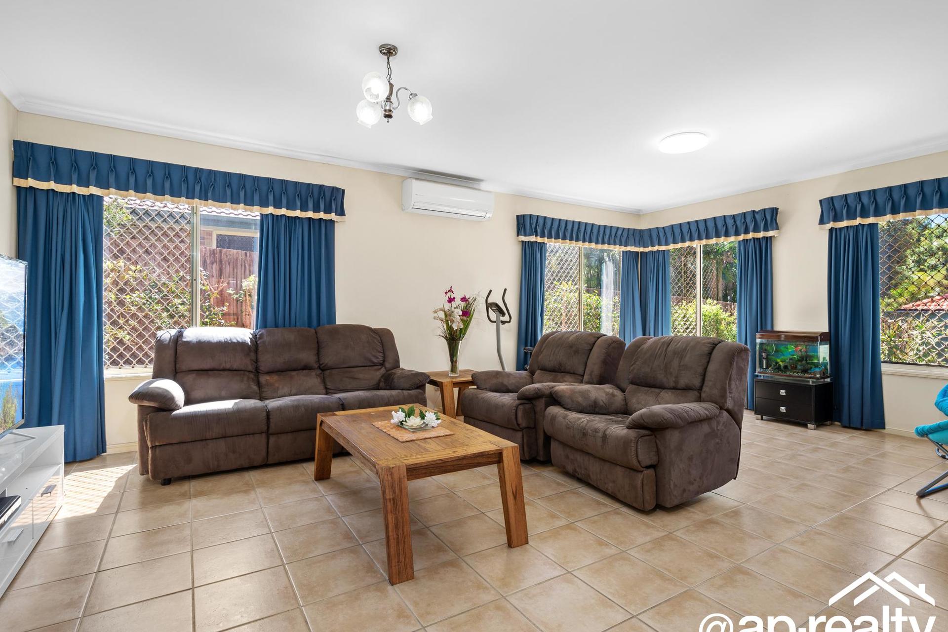 43 Brighton Parade, Forest Lake, QLD 4078 AUS