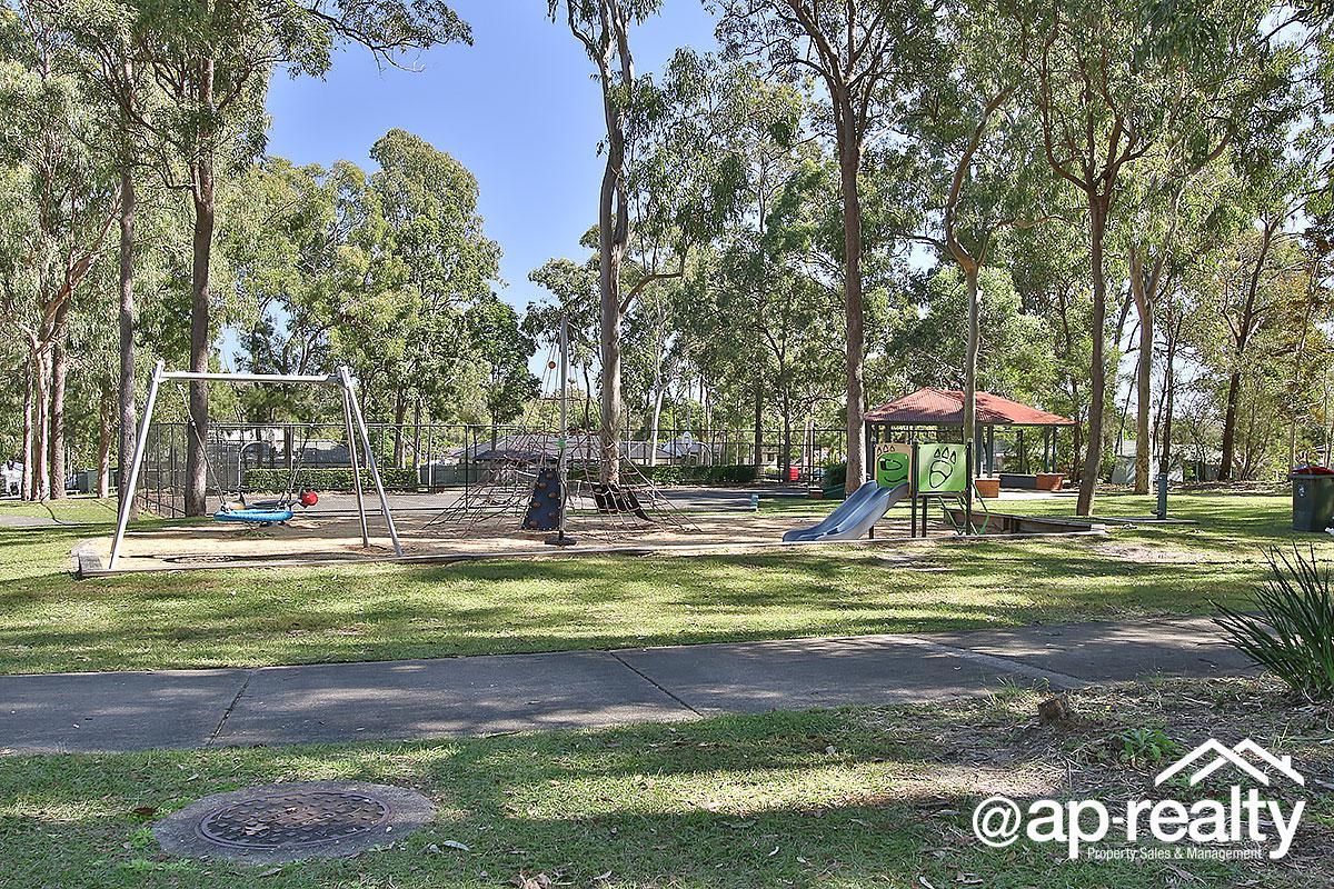 6 Auburn Place, Forest Lake, QLD 4078 AUS