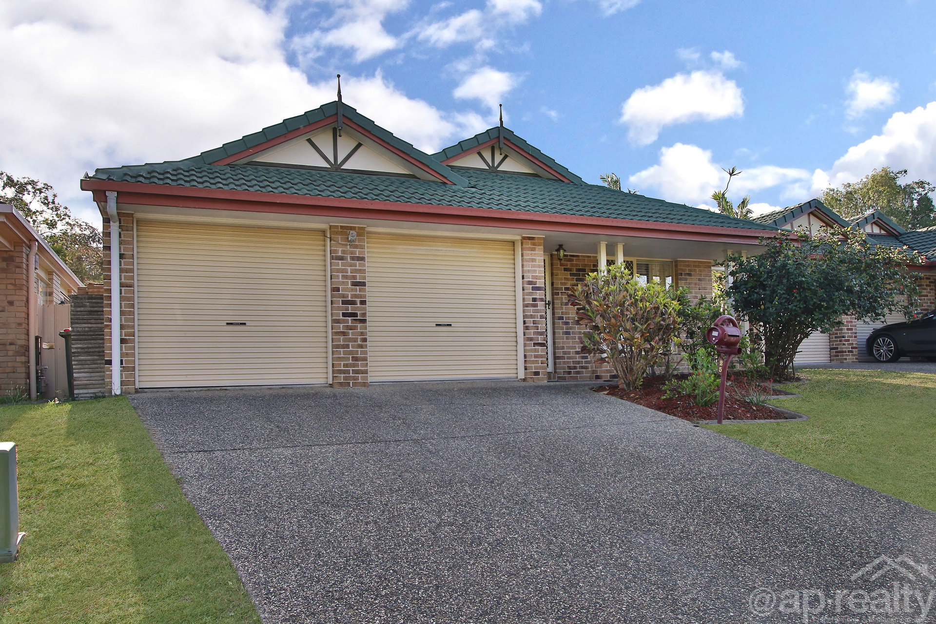 25 Serrata Circuit, Forest Lake, QLD 4078 AUS