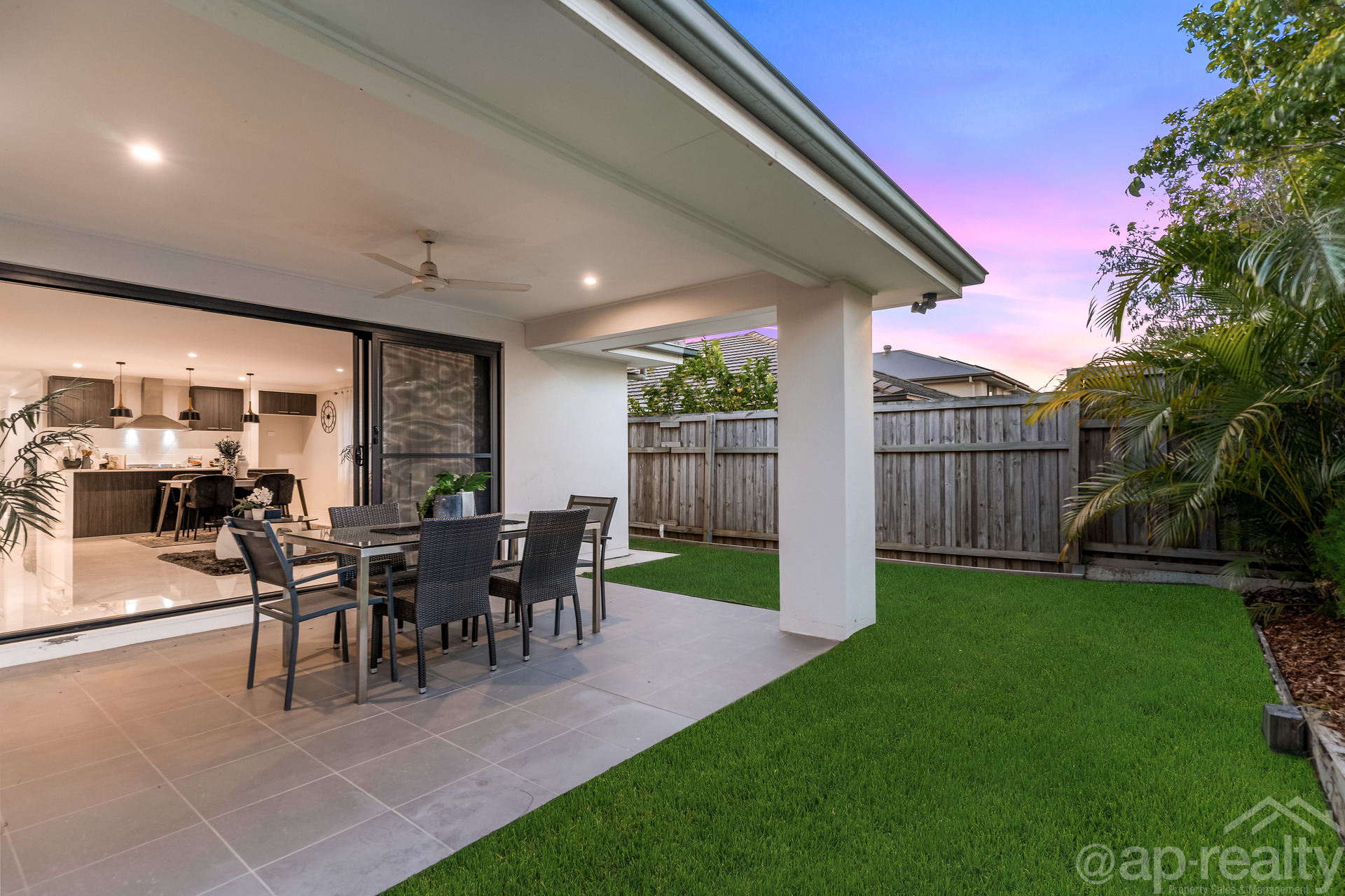 48 Portree Crescent, Heathwood, QLD 4110 AUS