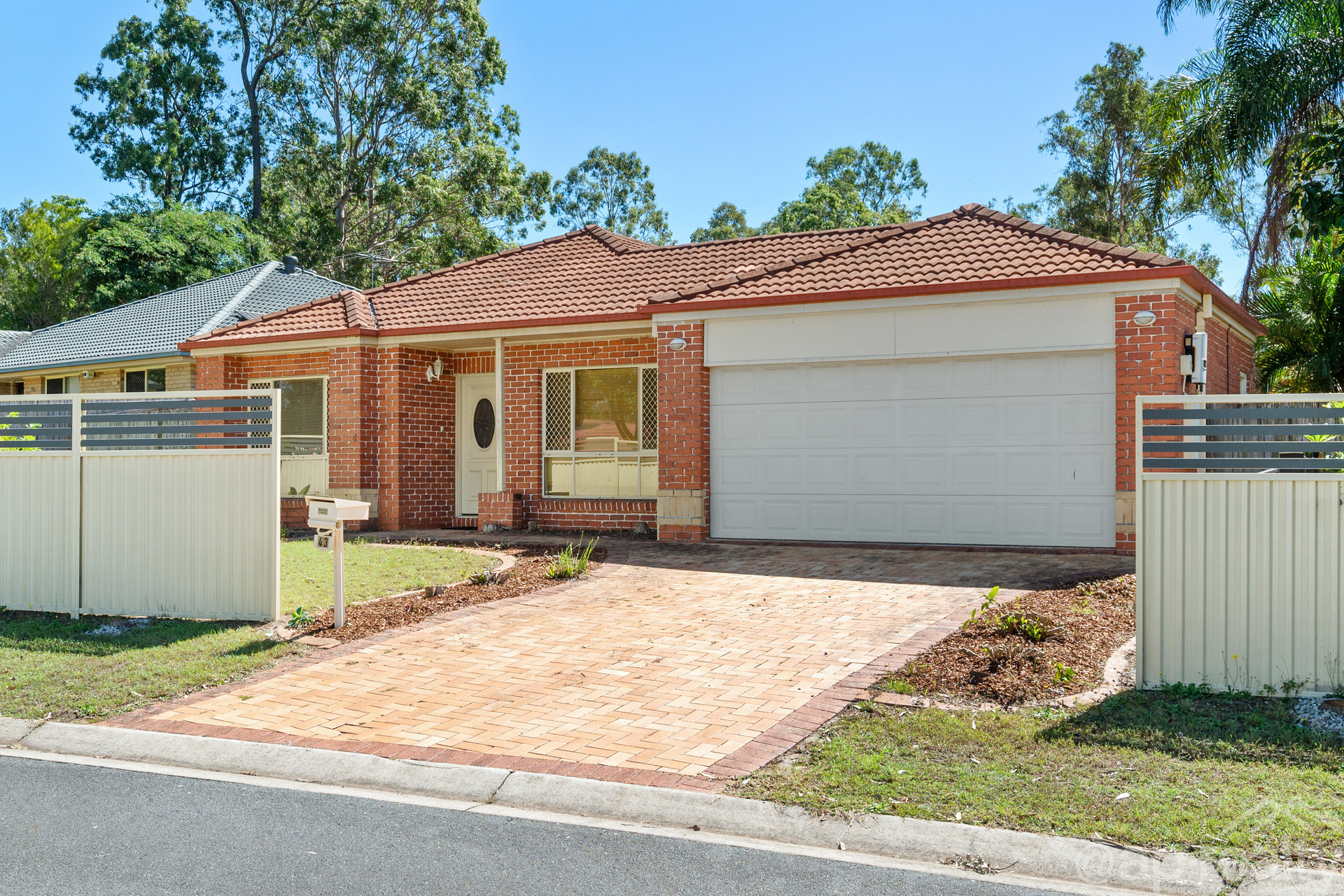 43 Brighton Parade, Forest Lake, QLD 4078 AUS