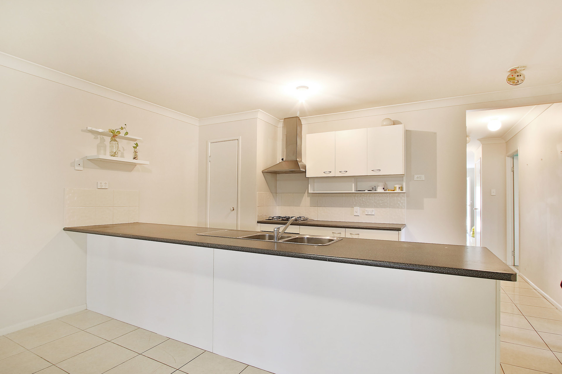 1/25 Golden Crest Place, Bellbowrie, QLD 4070 AUS