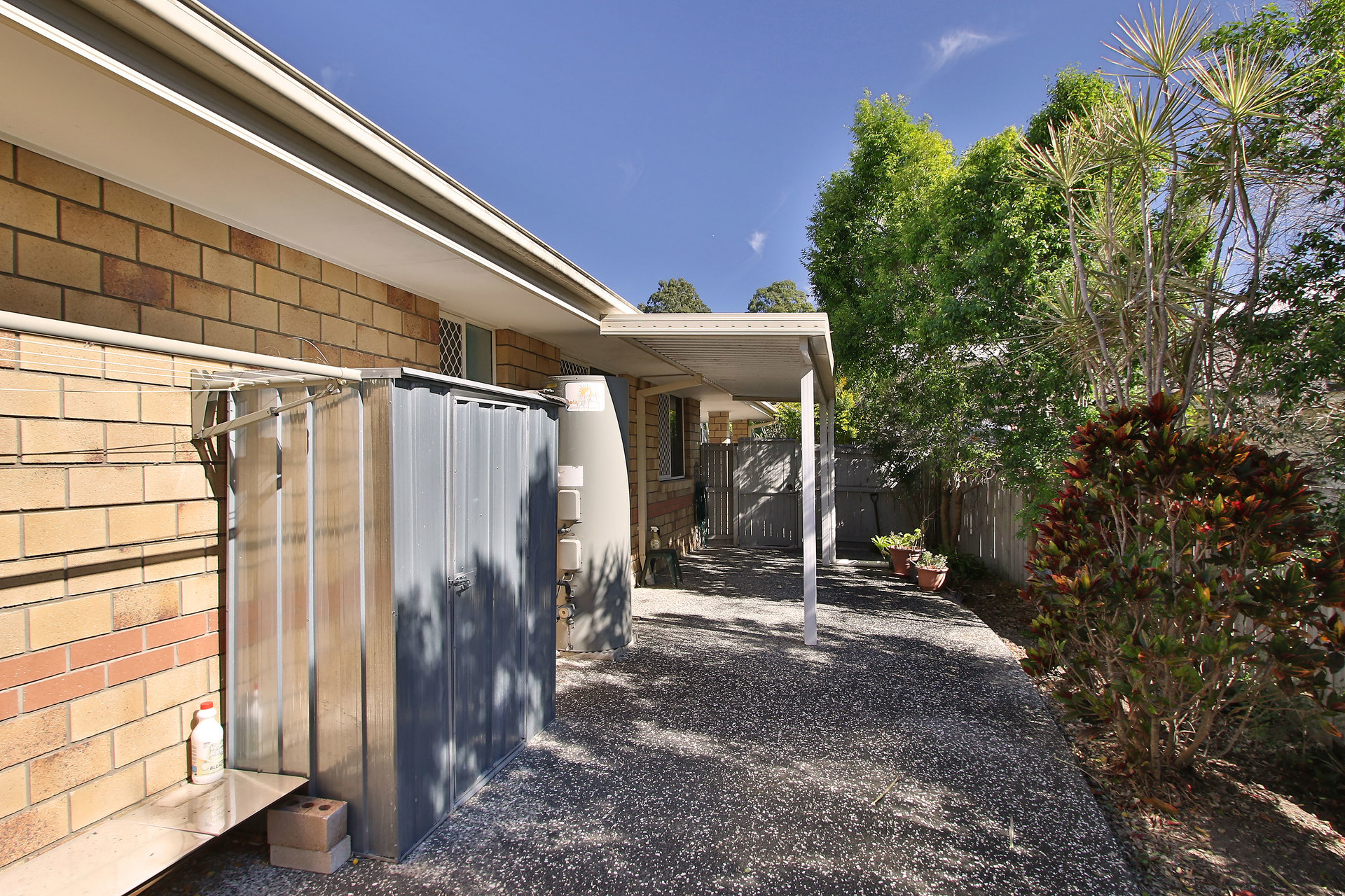 1/25 Golden Crest Place, Bellbowrie, QLD 4070 AUS