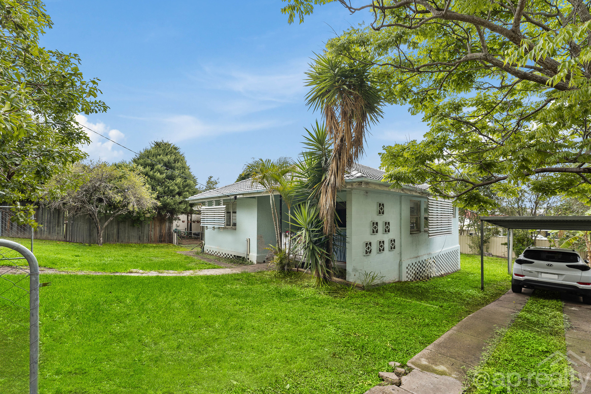 65 Goldfinch Street, Inala, QLD 4077 AUS