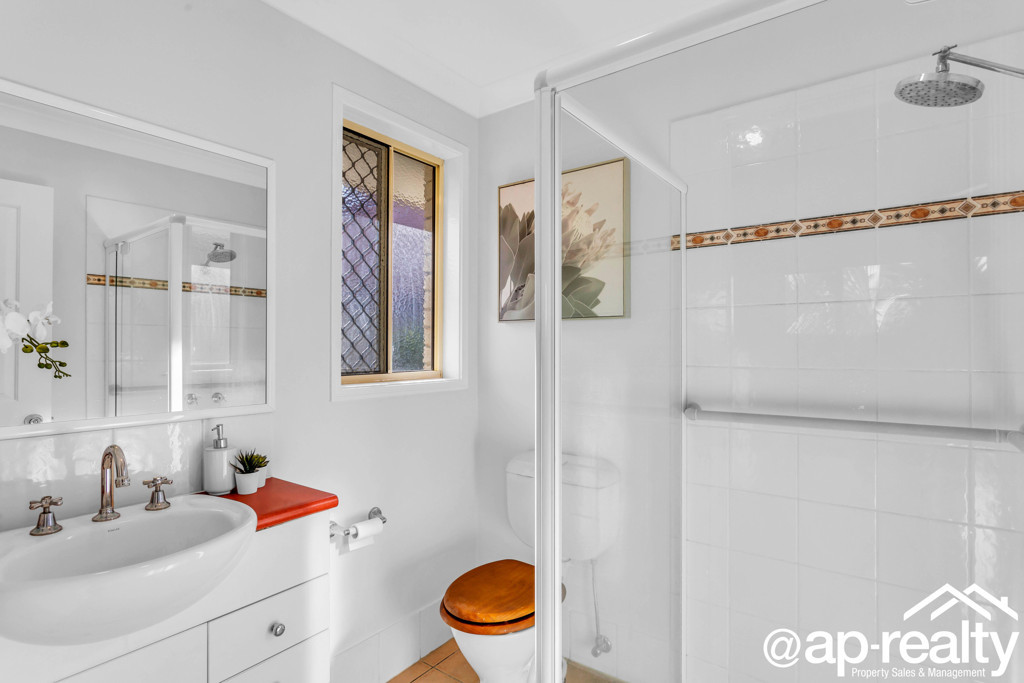 12 Agostino Close, Doolandella, QLD 4077 AUS