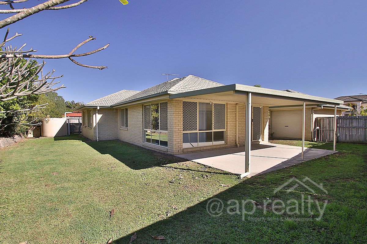 37 The Parkway, Stretton, QLD 4116 AUS