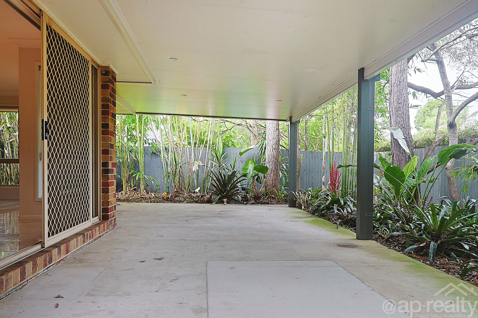 8 Dampier Crescent, Forest Lake, QLD 4078 AUS