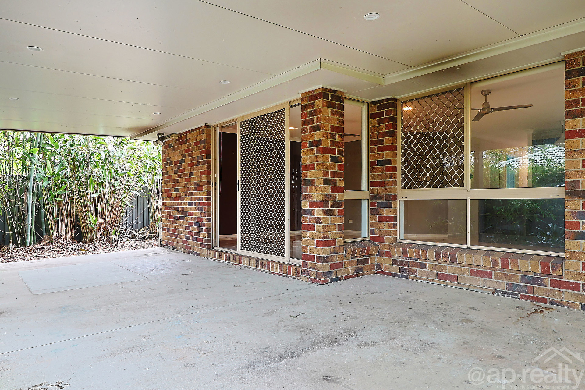 8 Dampier Crescent, Forest Lake, QLD 4078 AUS