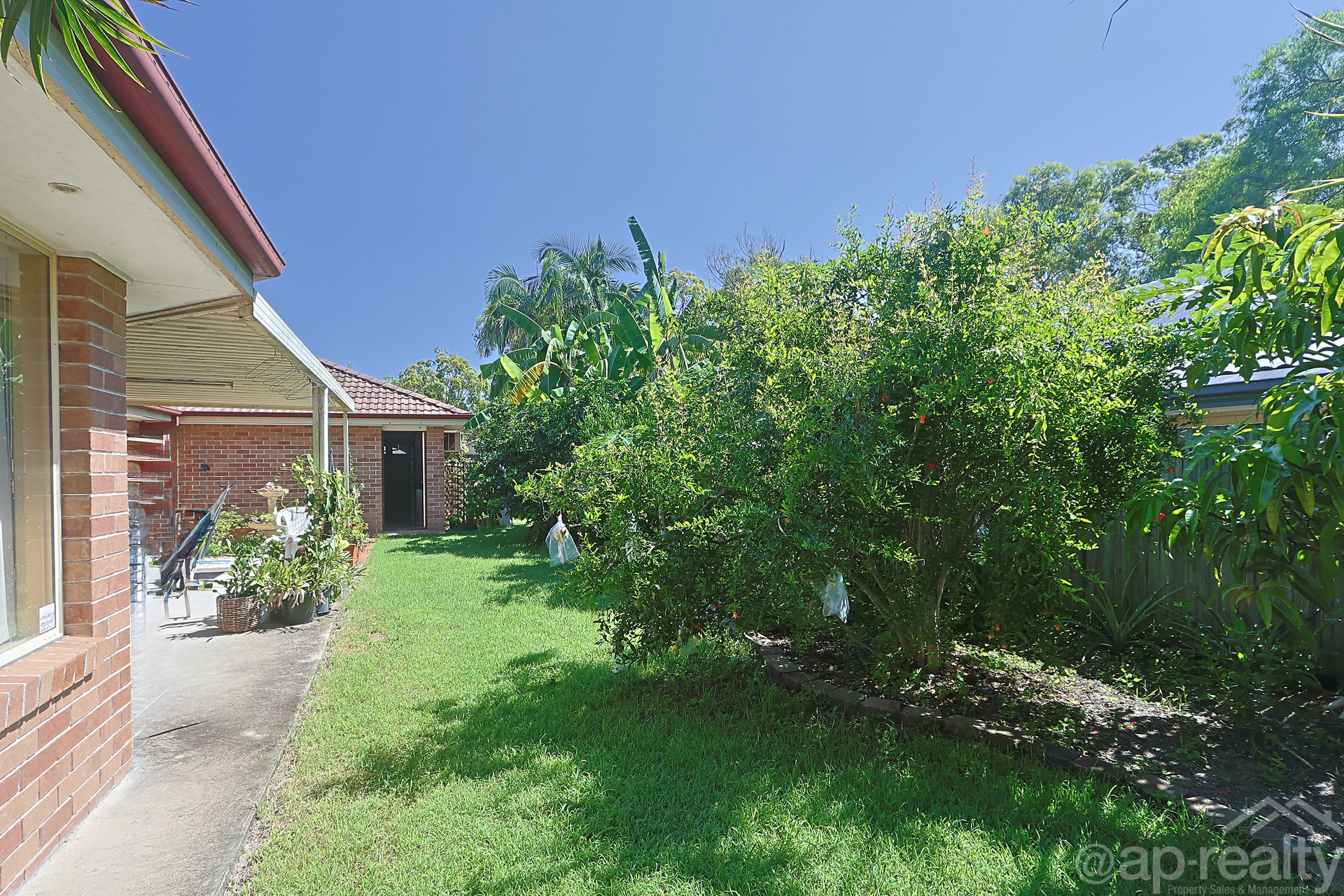 9 Sugarloaf Street, Forest Lake, QLD 4078 AUS