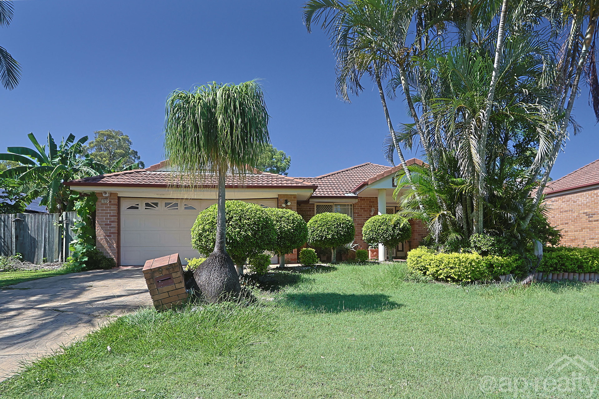 9 Sugarloaf Street, Forest Lake, QLD 4078 AUS