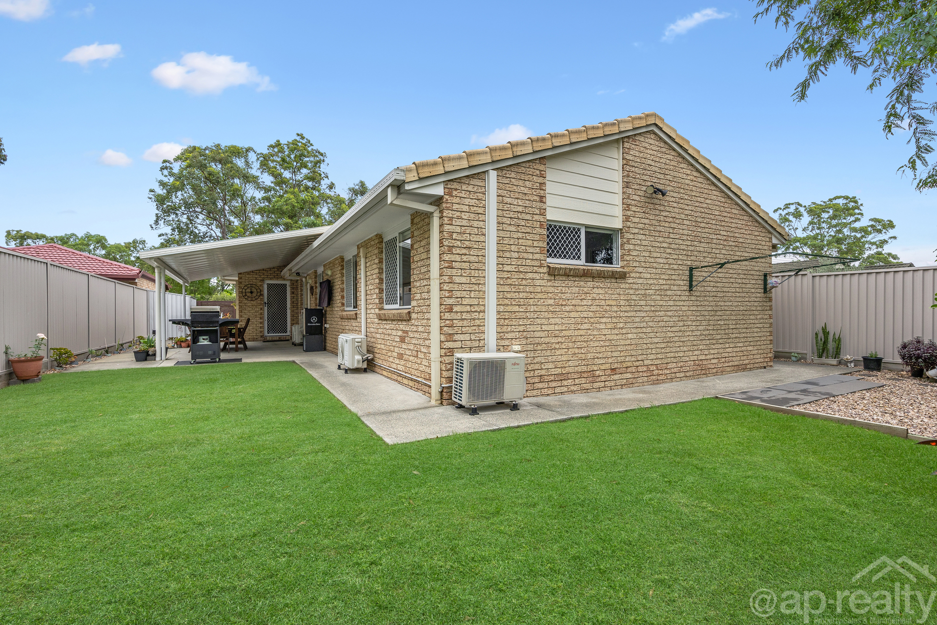 42 Huon Place, Forest Lake, QLD 4078 AUS