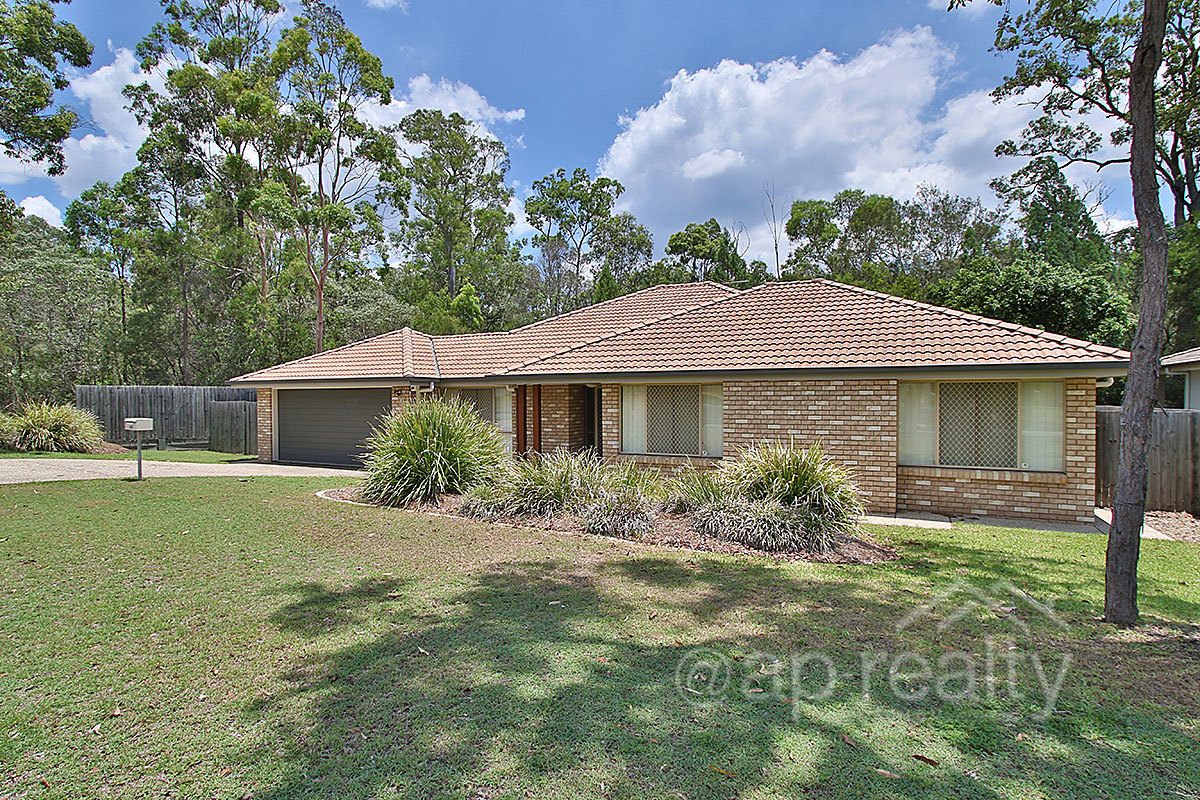 130 Sanctuary Drive, Forest Lake, QLD 4078 AUS