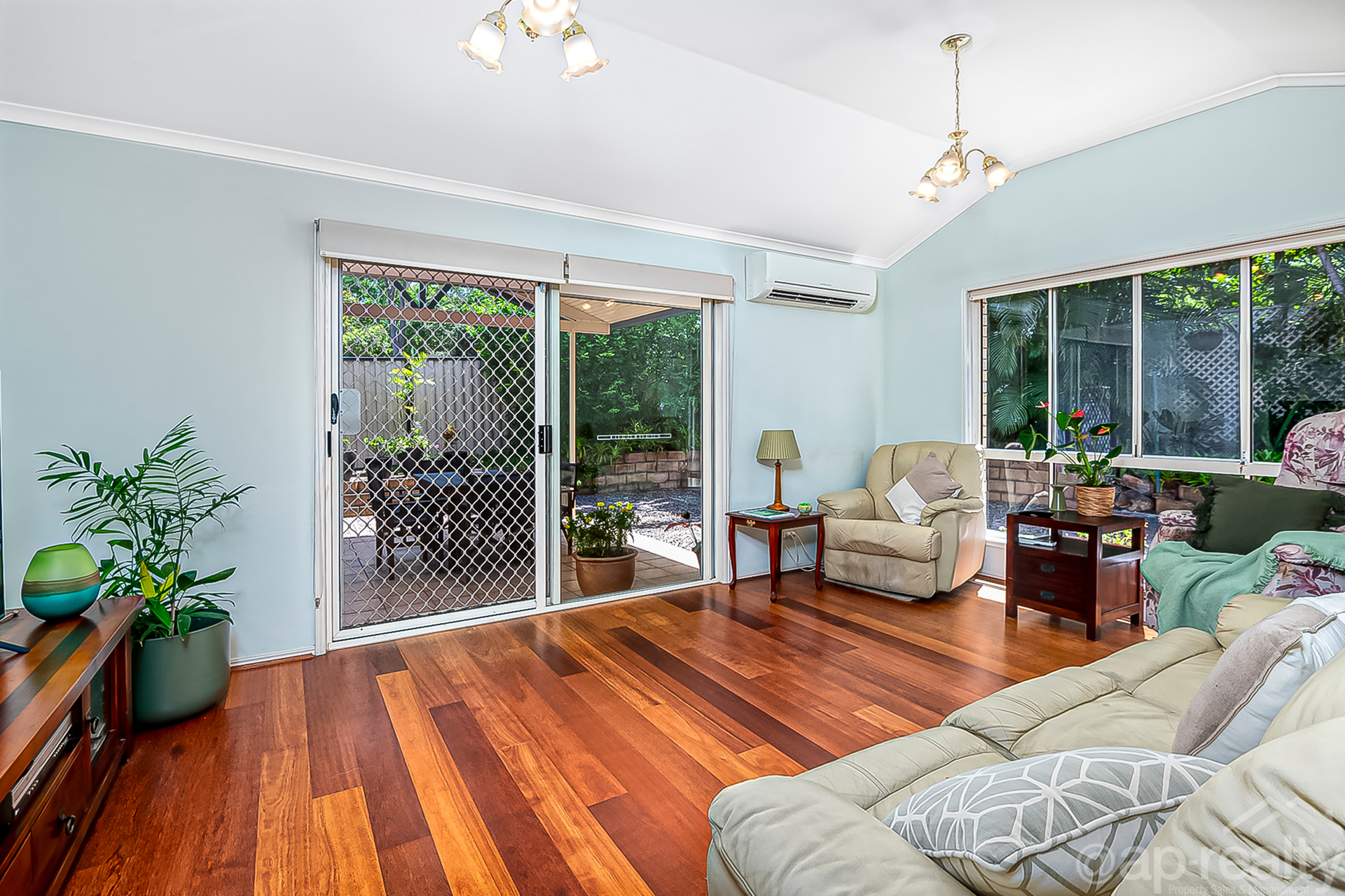 20 Robusta Place, Forest Lake, QLD 4078 AUS