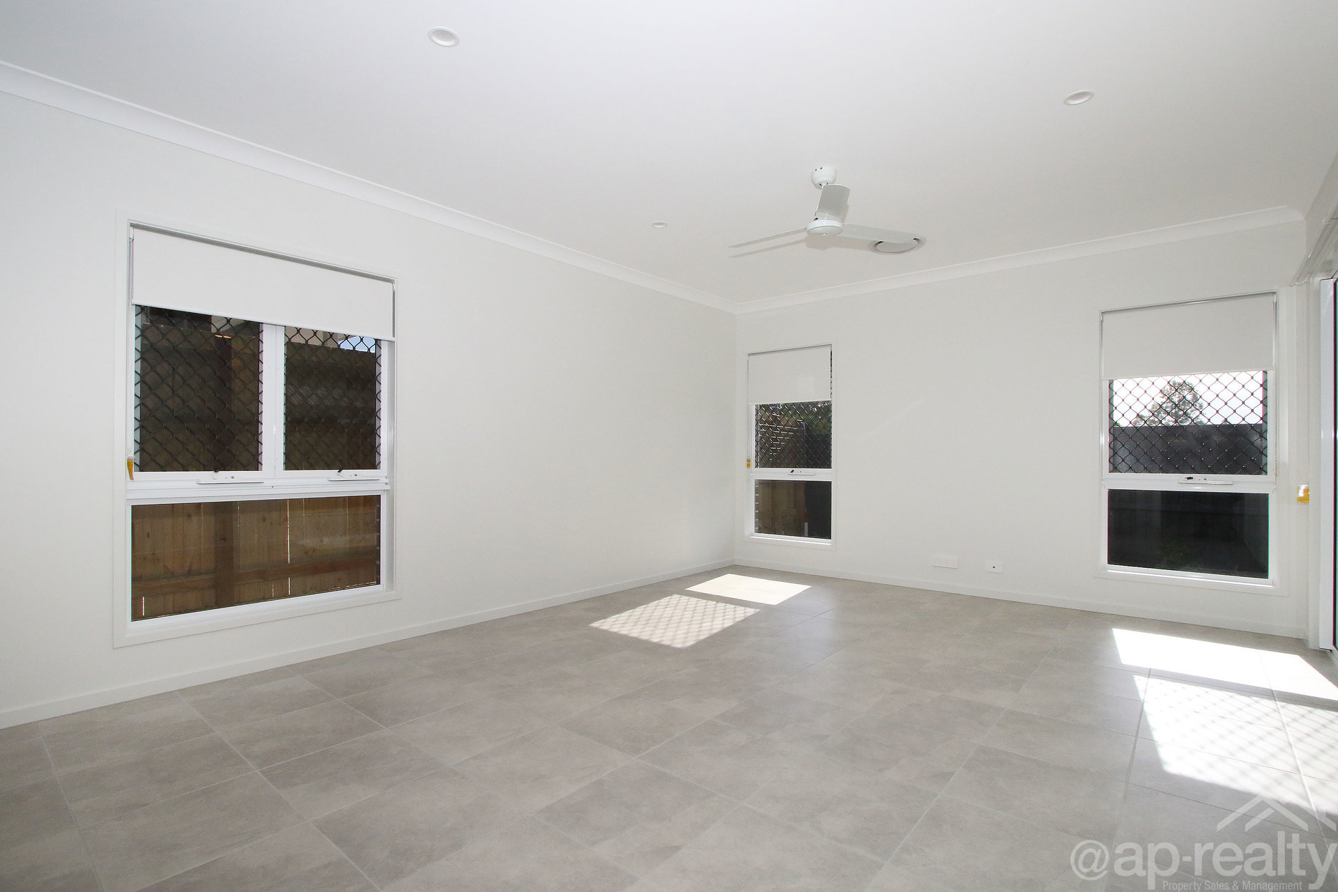 15 Zenith Place, Pallara, QLD 4110 AUS