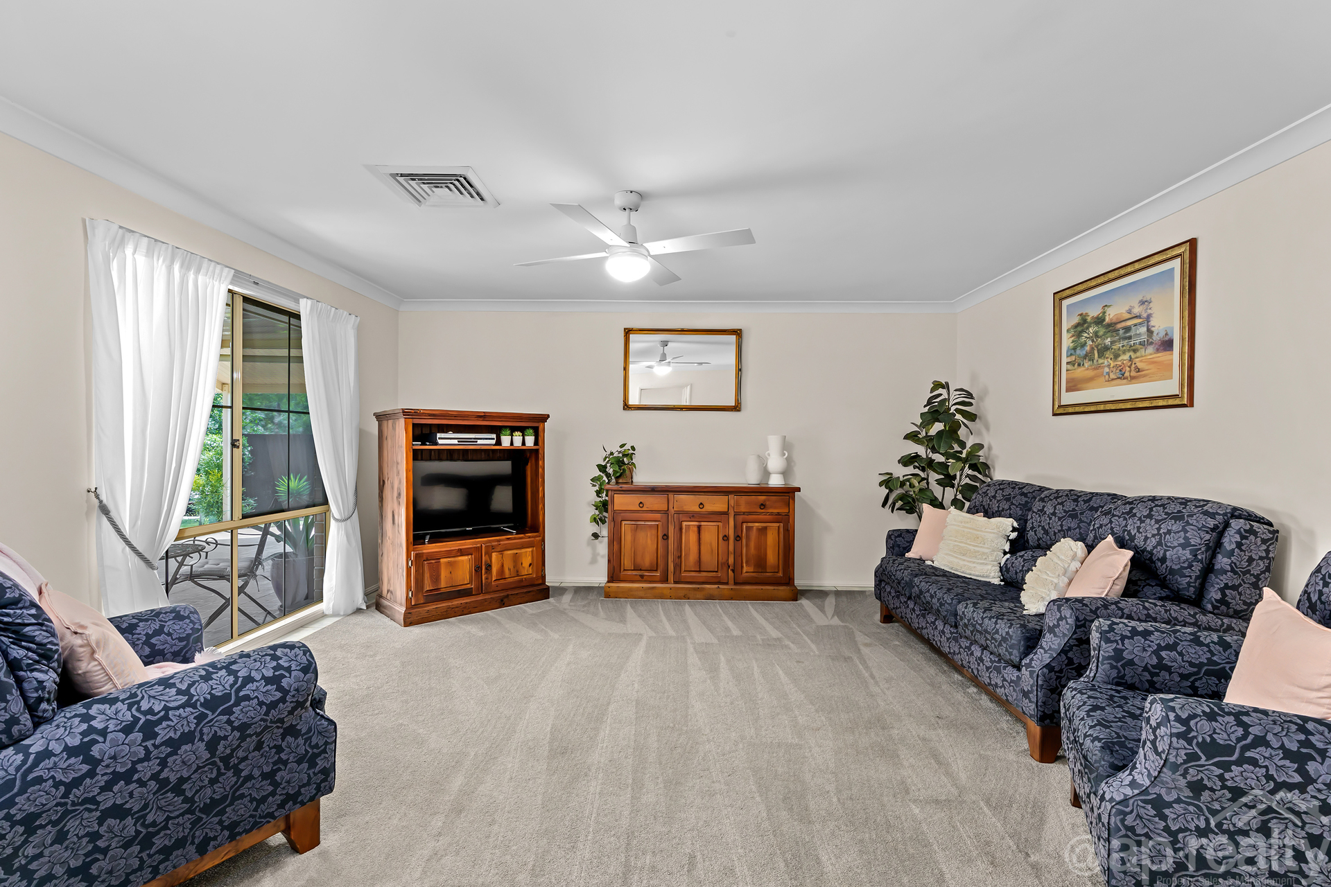 7 Hannam Crescent, Forest Lake, QLD 4078 AUS