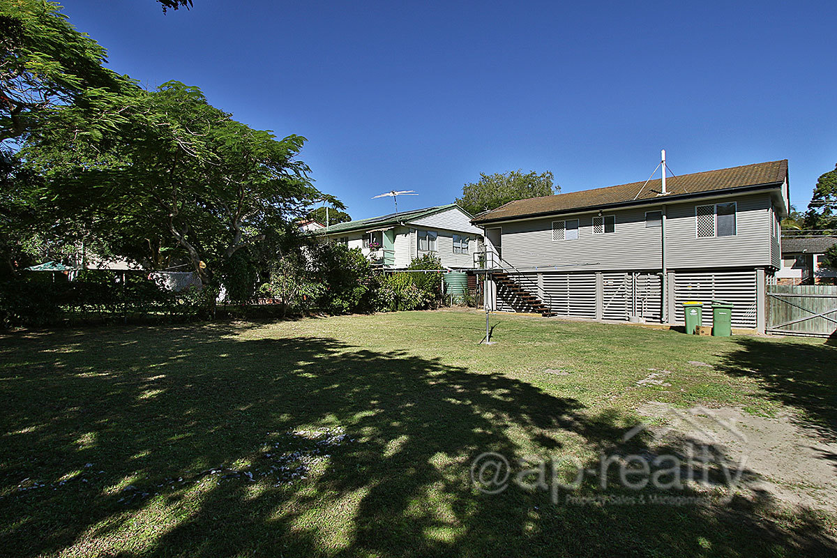 4 Sithney Street, Kingston, QLD 4114 AUS