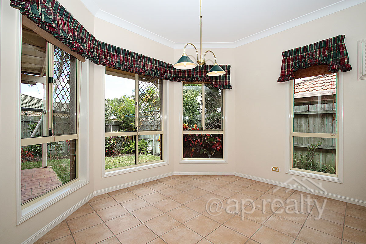 8 Regents Circuit, Forest Lake, QLD 4078 AUS