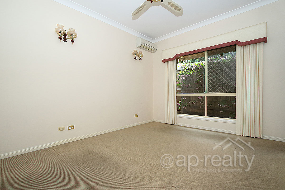 8 Regents Circuit, Forest Lake, QLD 4078 AUS