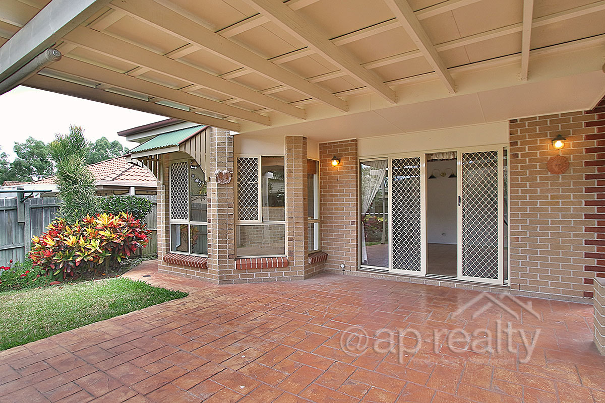 8 Regents Circuit, Forest Lake, QLD 4078 AUS