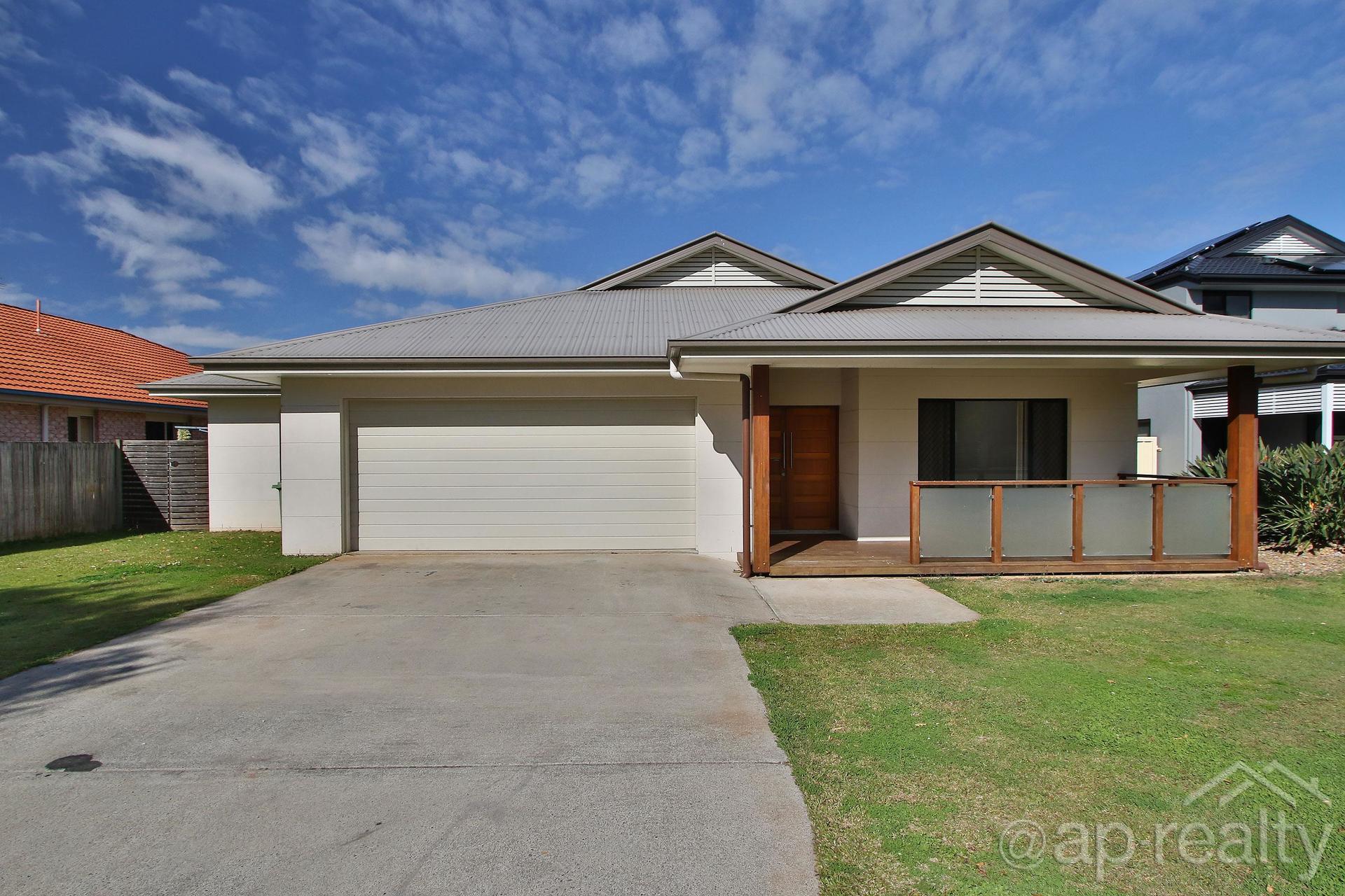 18 Wilohurst Drive, Redland Bay, QLD 4165 AUS