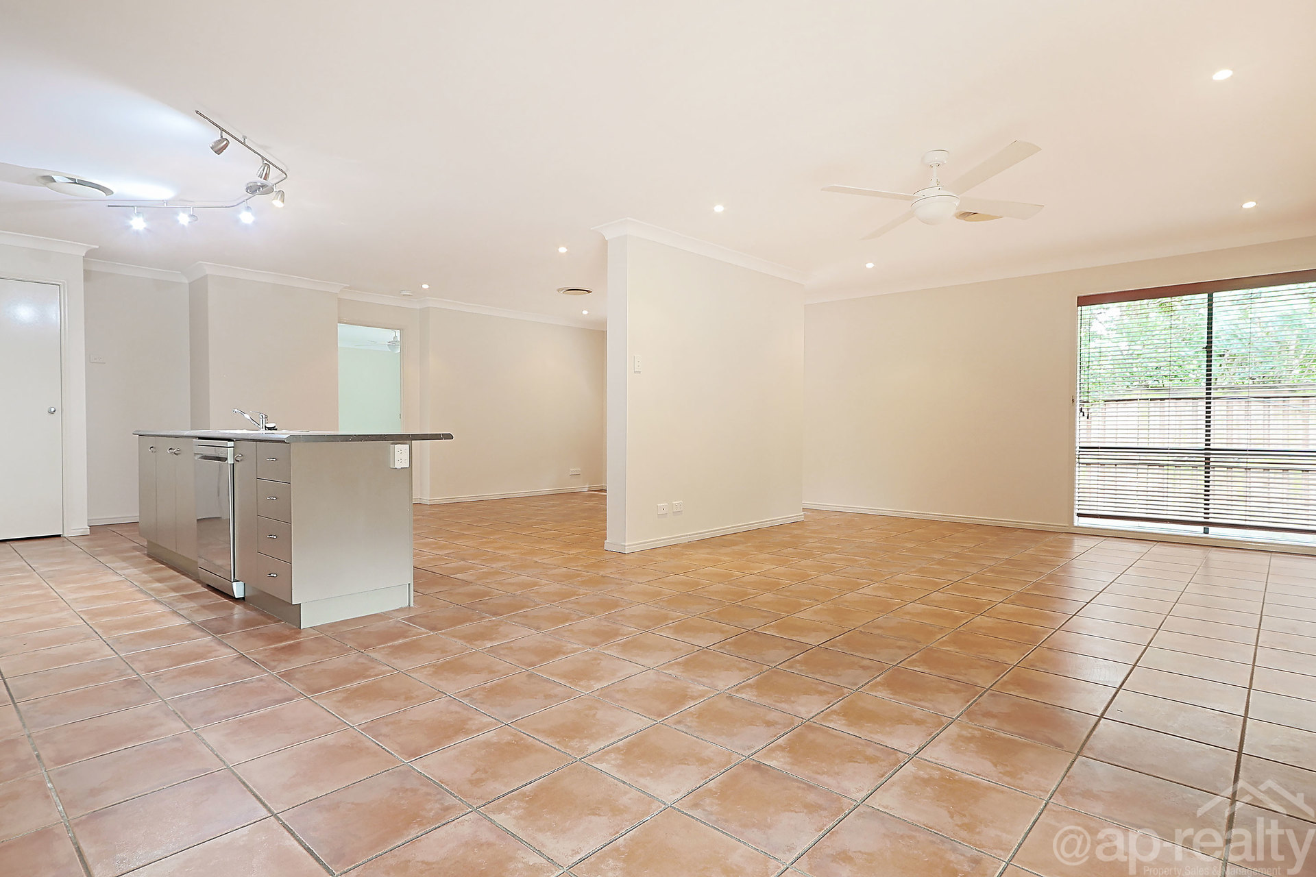 26 Mapleton Crescent, Forest Lake, QLD 4078 AUS