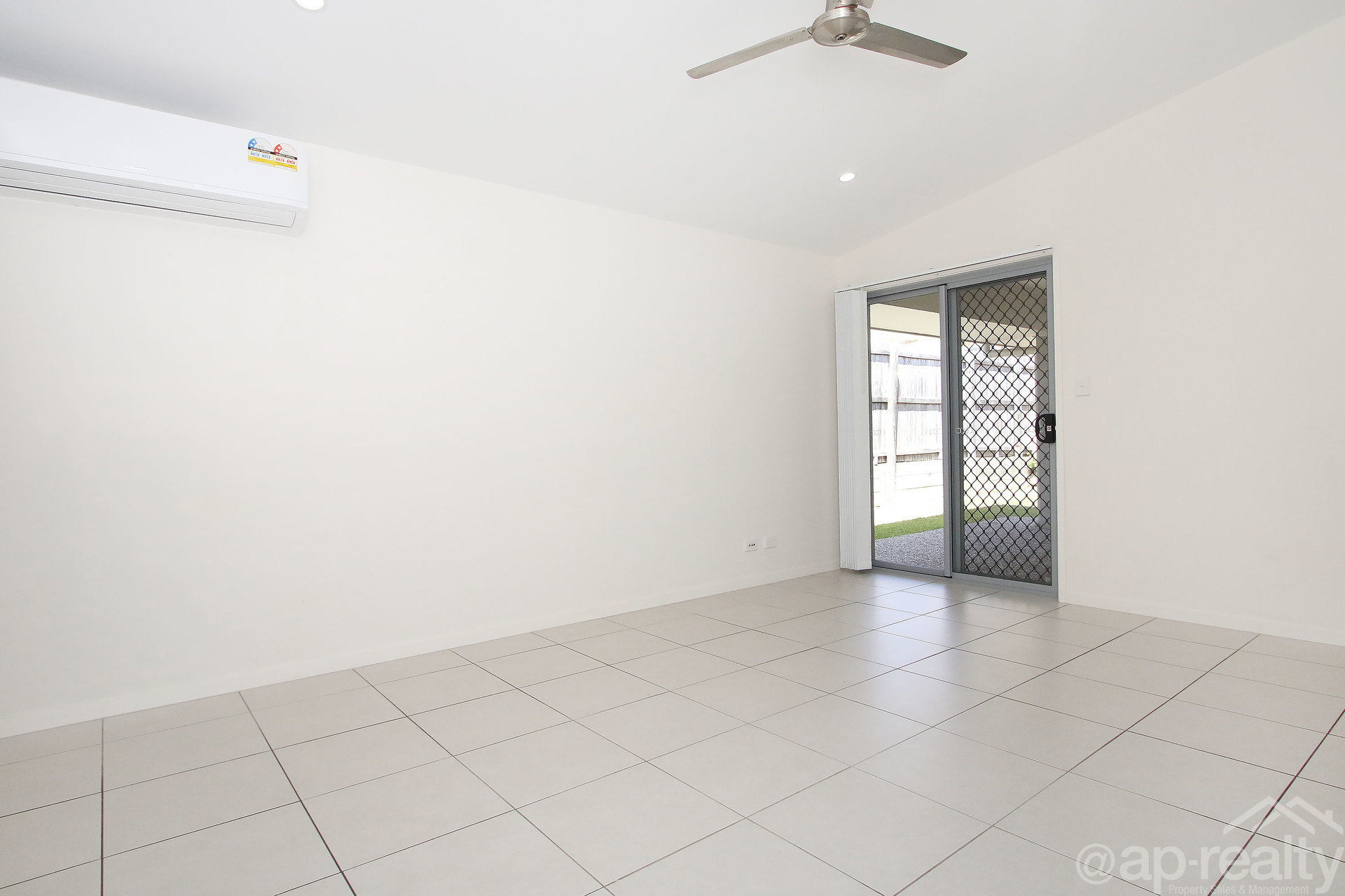 129 Benezet Drive, Augustine Heights, QLD 4300 AUS