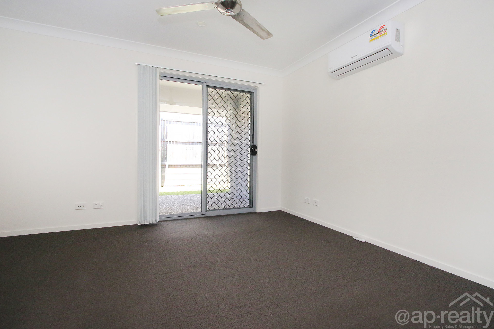 129 Benezet Drive, Augustine Heights, QLD 4300 AUS