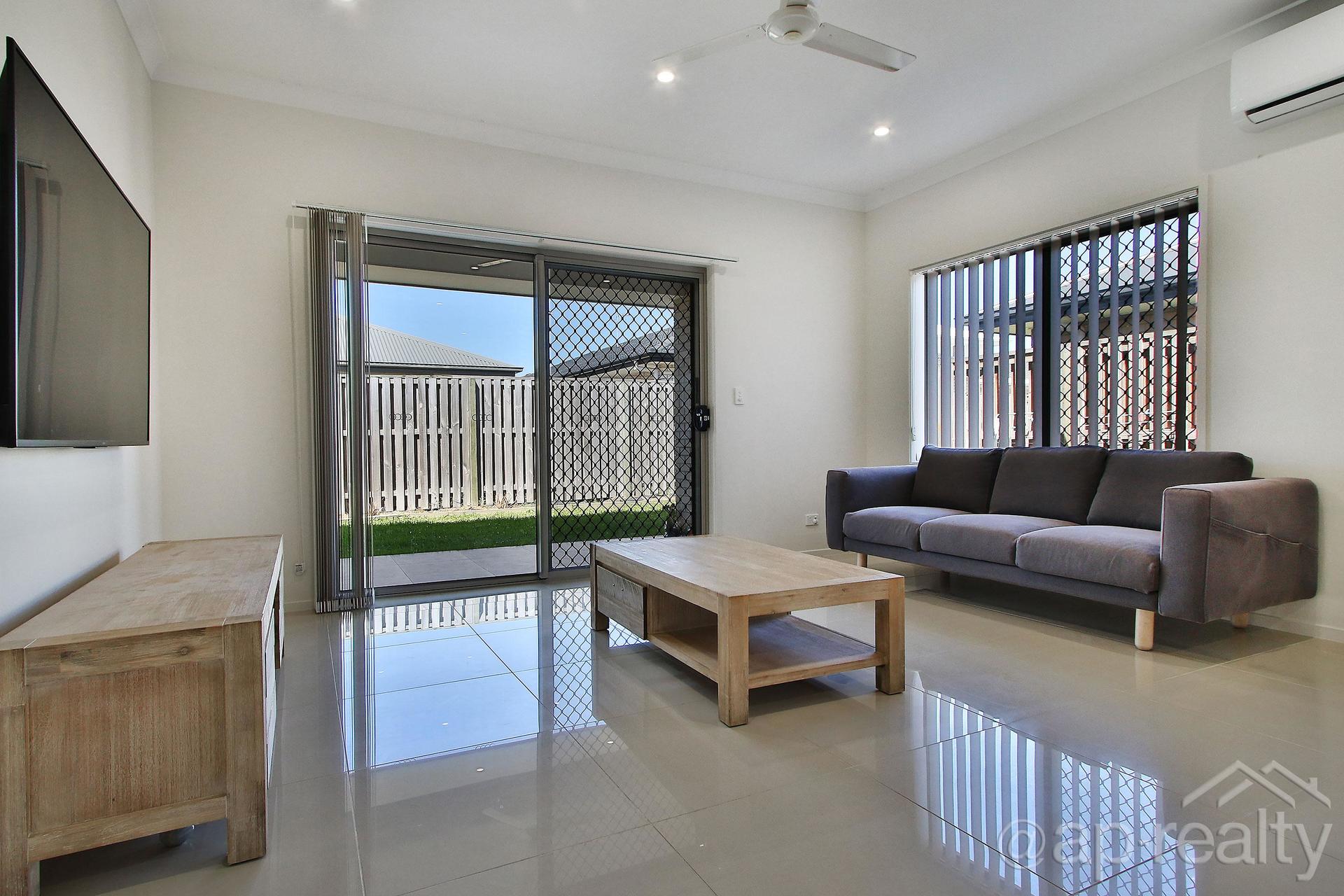 38 Pipet Crescent, Pallara, QLD 4110 AUS