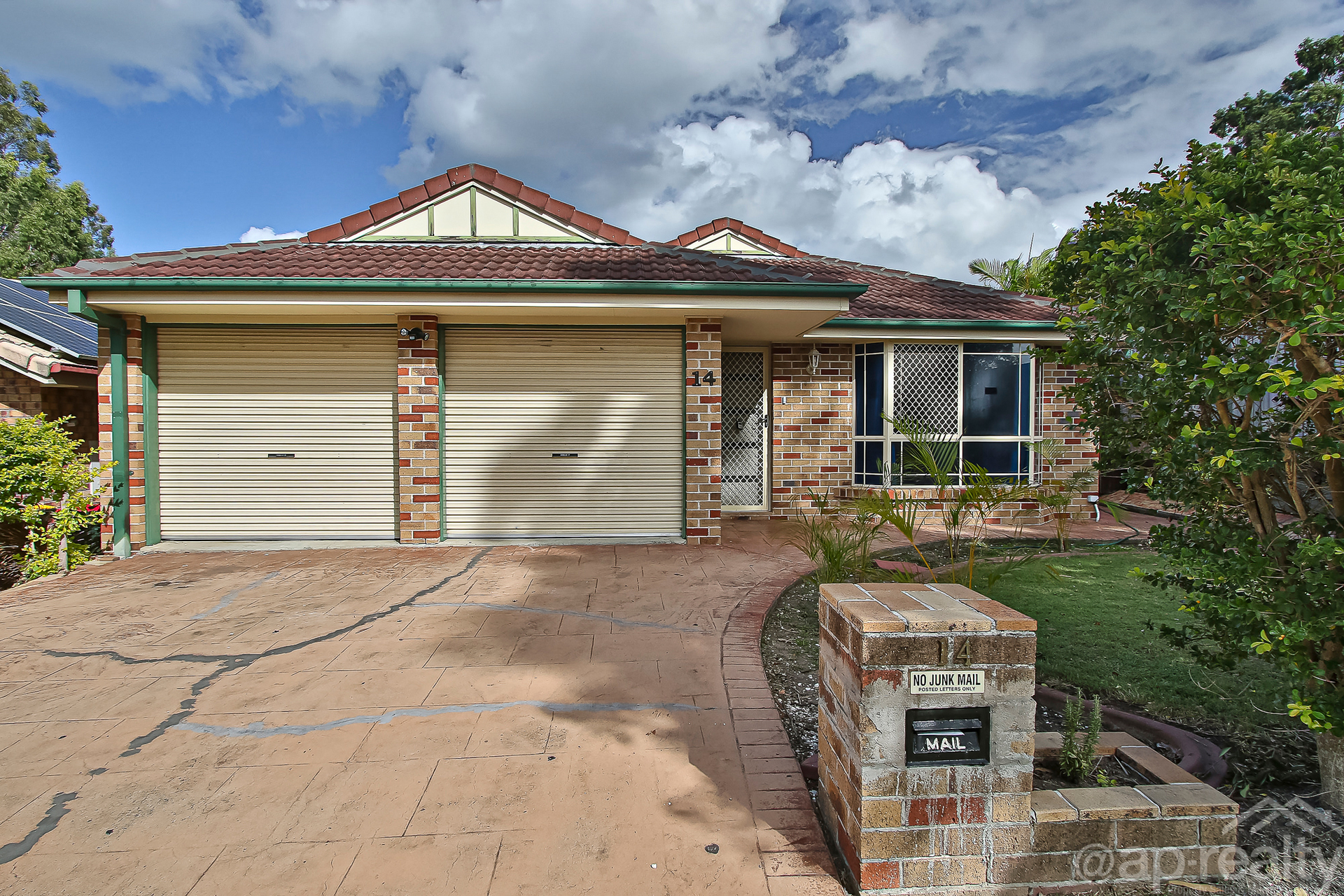 14 Cambridge Crescent, Forest Lake, QLD 4078 AUS