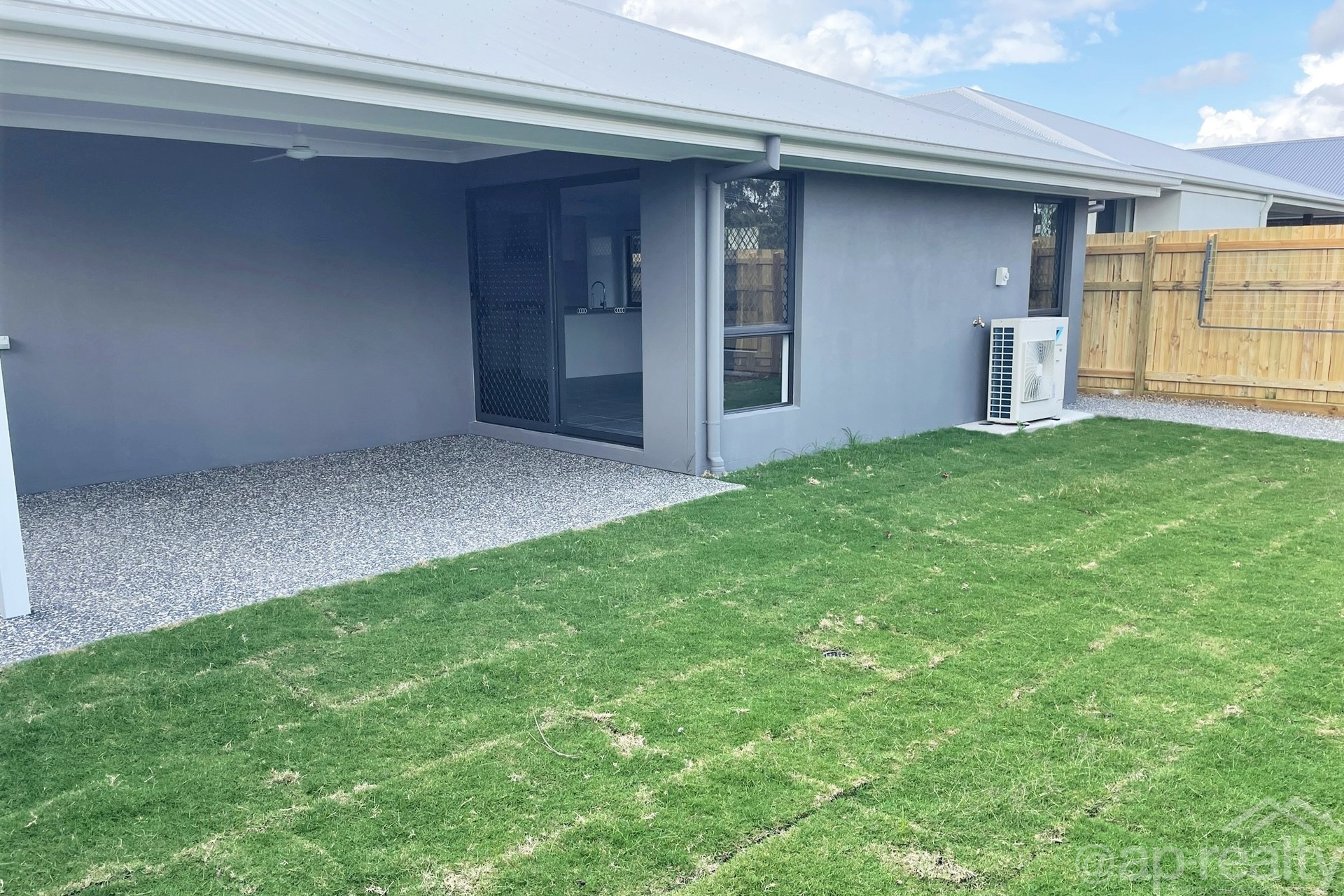 29 Hilltop Circuit, Pallara, QLD 4110 AUS