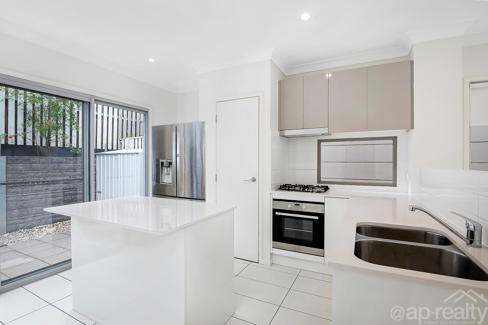 3/9 Cromwell Court, Doolandella, QLD 4077 AUS