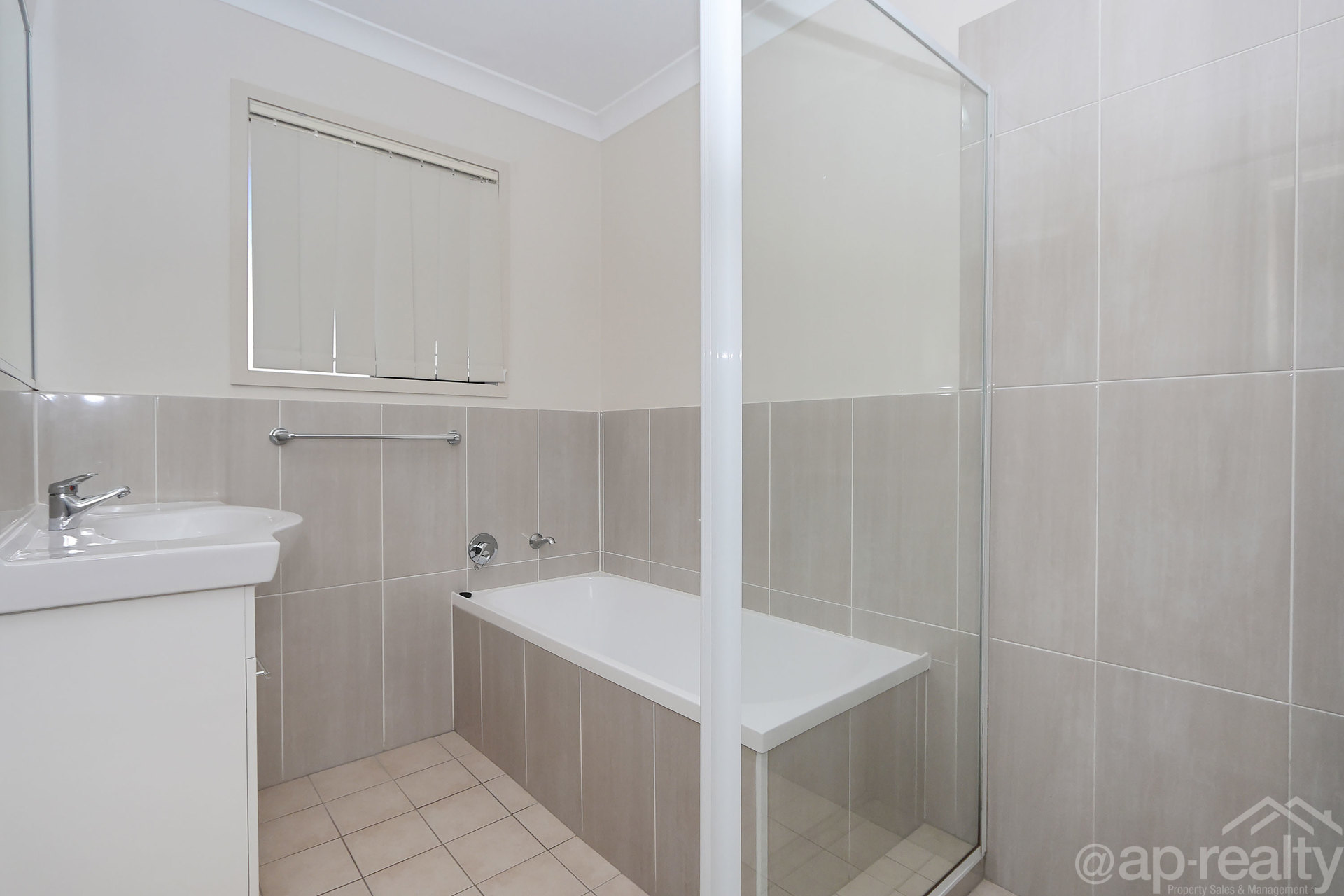 85 Invergarry Street, Heathwood, QLD 4110 AUS