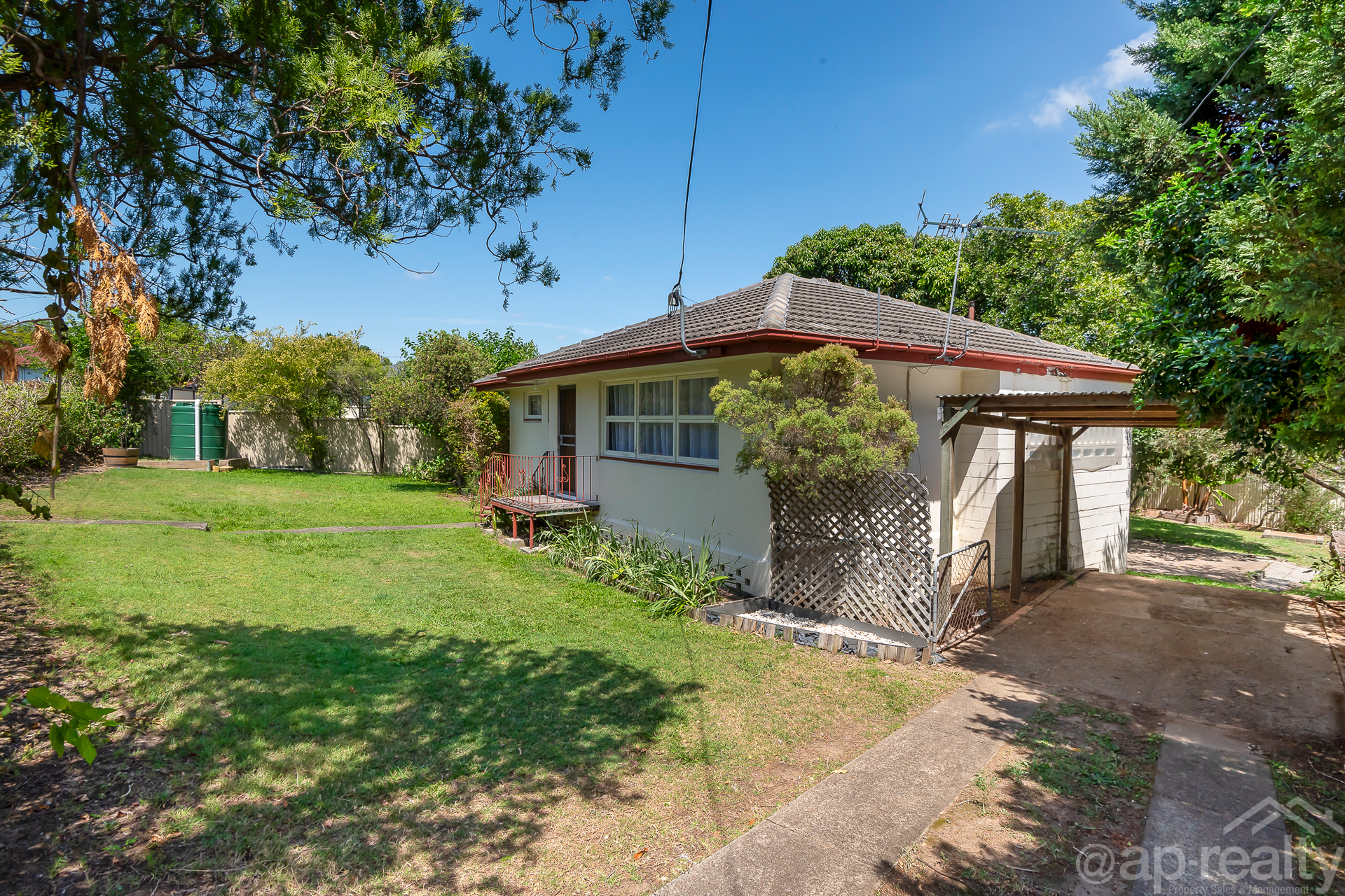 67 Goldfinch Street, Inala, QLD 4077 AUS