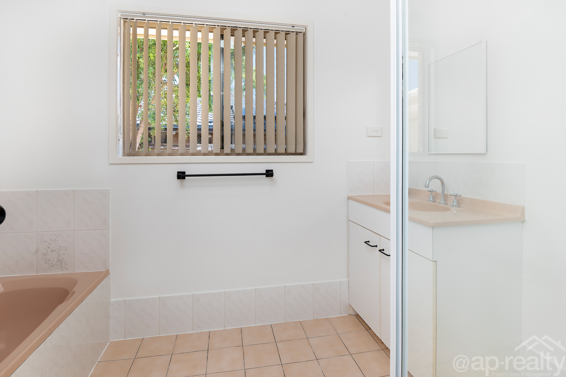 48 Atherton Circuit, Forest Lake, QLD 4078 AUS